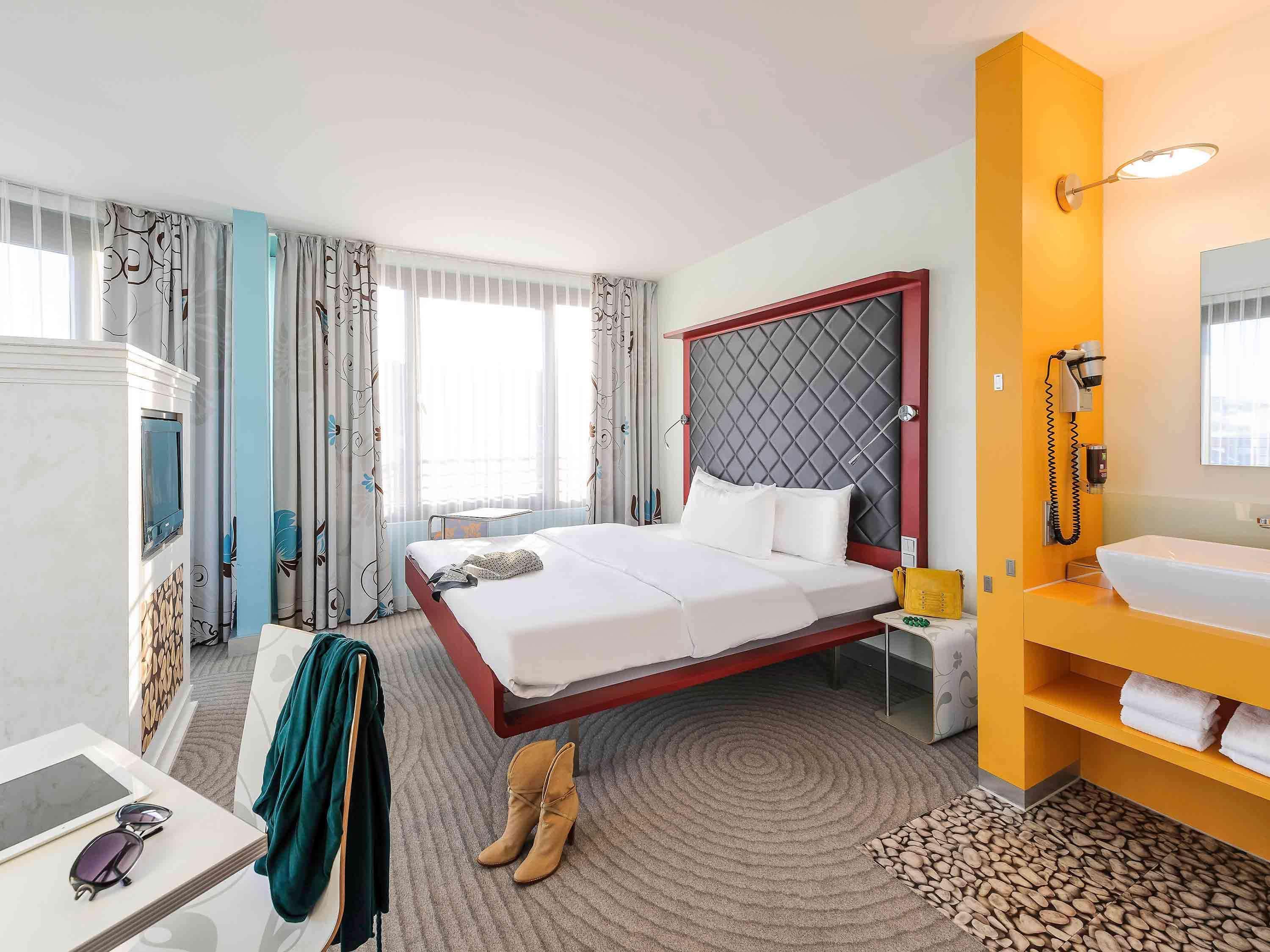 Ibis Styles Hotel Berlin Mitte Esterno foto