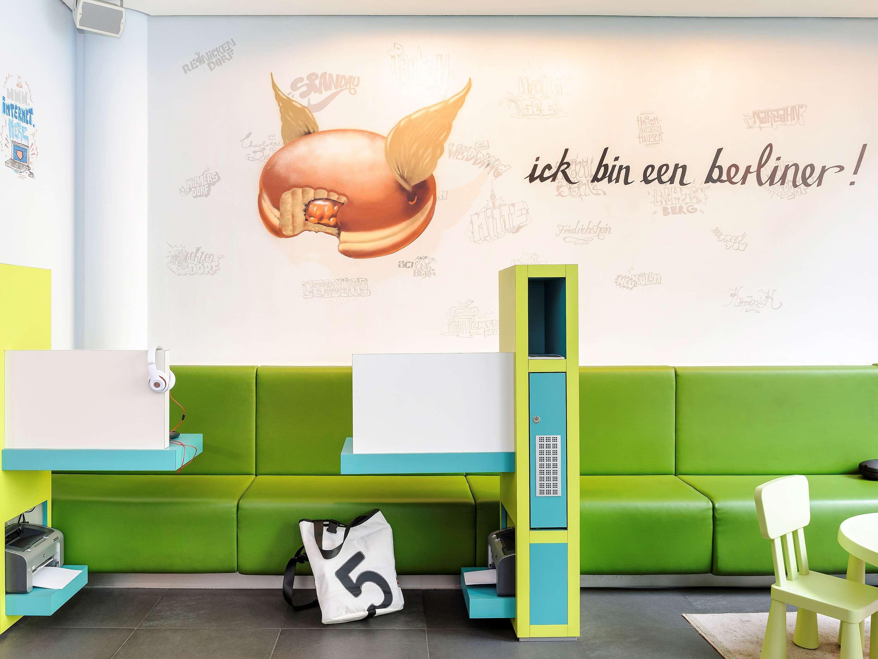 Ibis Styles Hotel Berlin Mitte Esterno foto