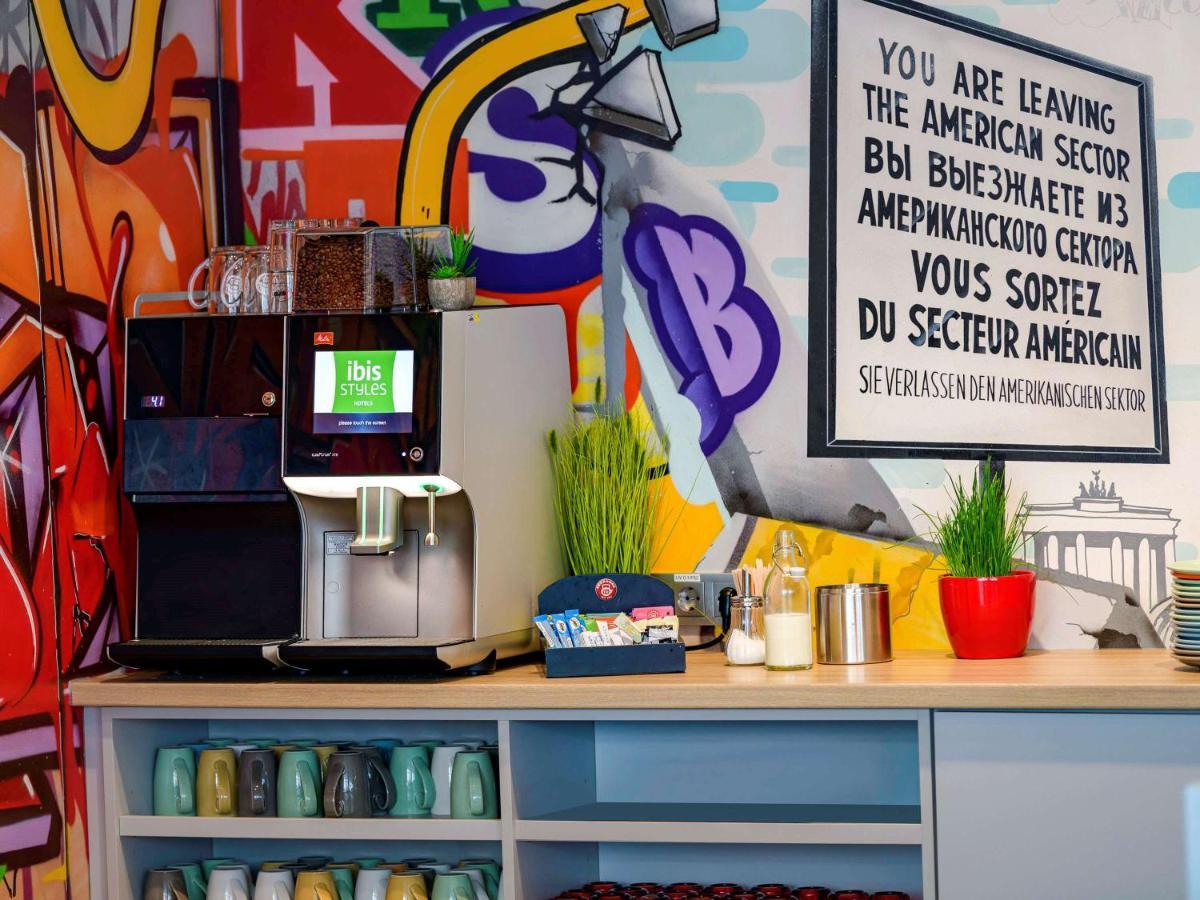 Ibis Styles Hotel Berlin Mitte Esterno foto