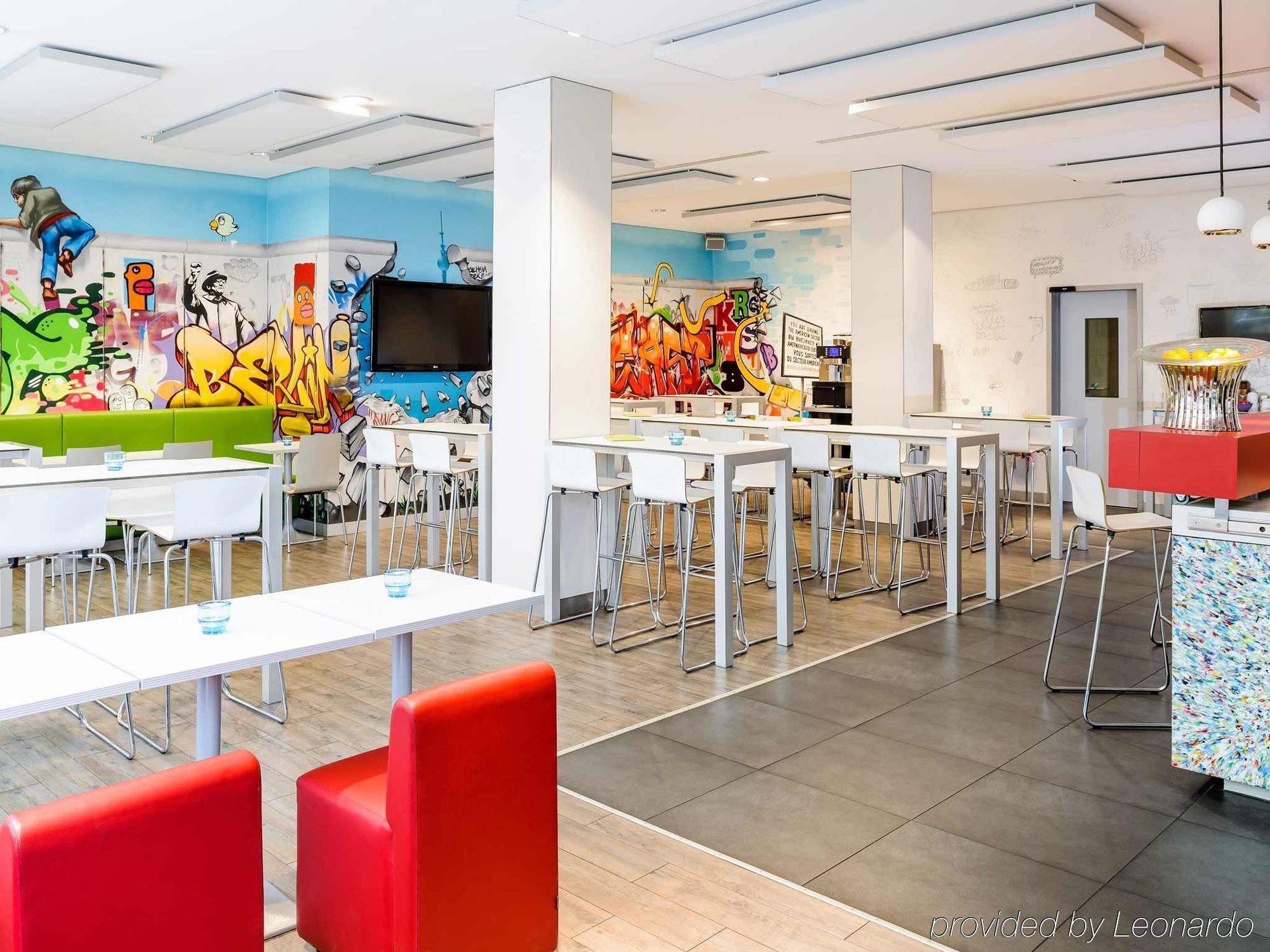 Ibis Styles Hotel Berlin Mitte Esterno foto