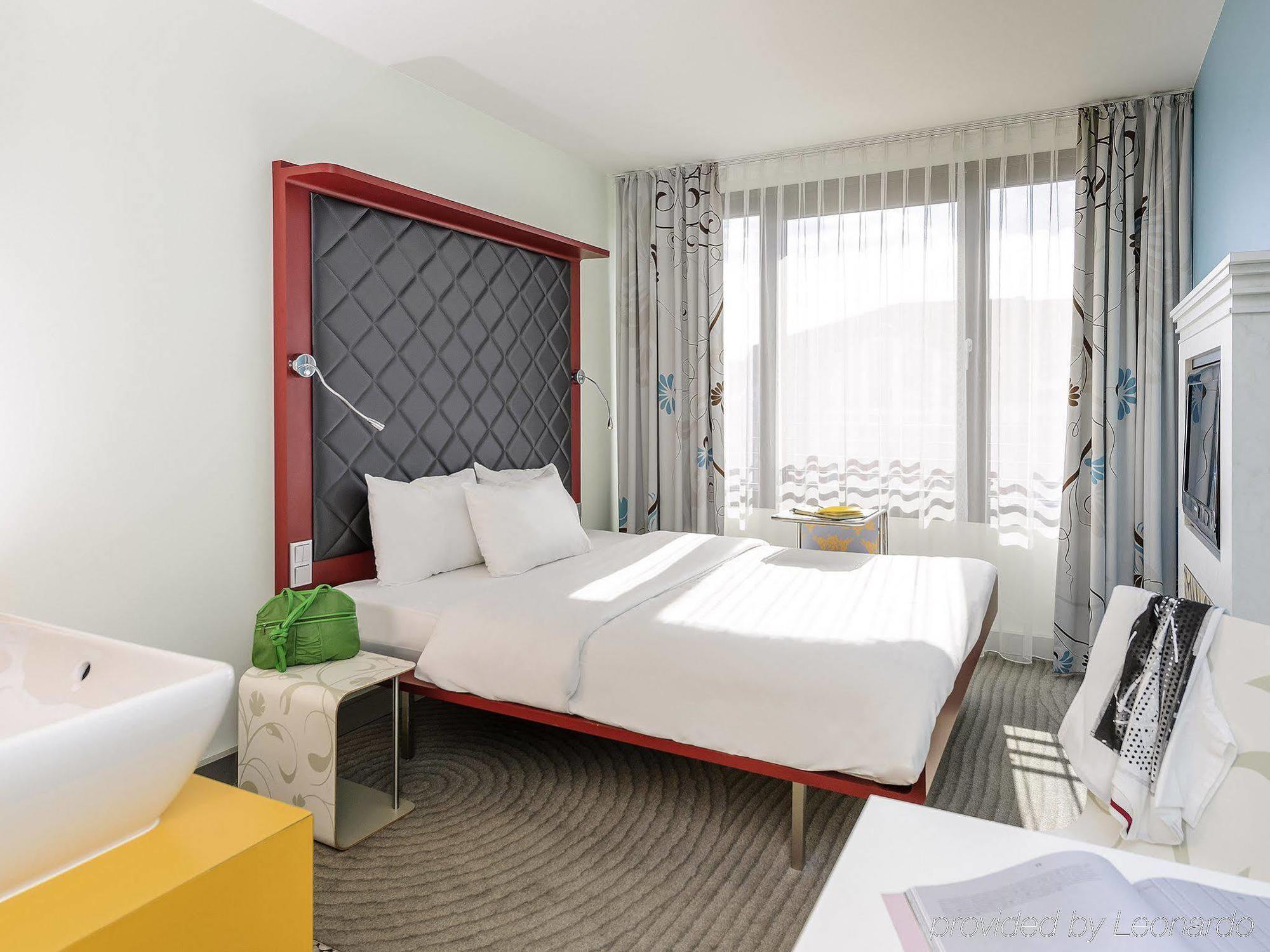 Ibis Styles Hotel Berlin Mitte Esterno foto