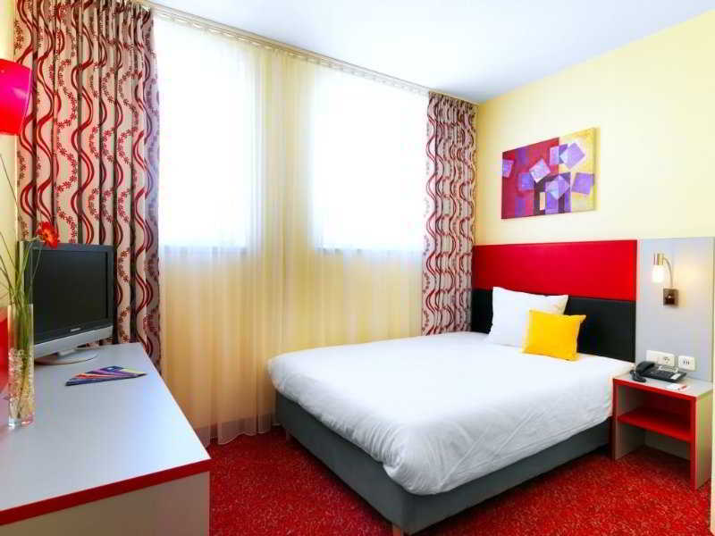 Ibis Styles Hotel Berlin Mitte Esterno foto