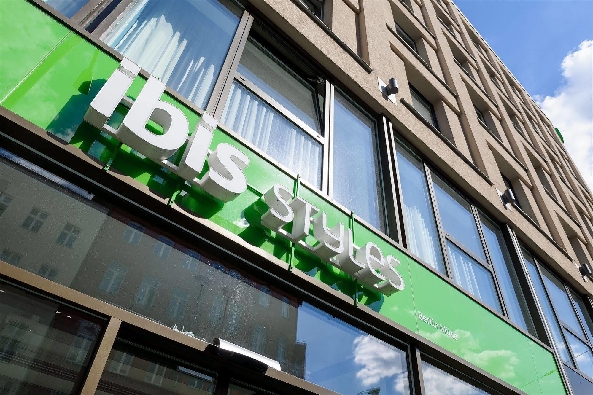 Ibis Styles Hotel Berlin Mitte Esterno foto